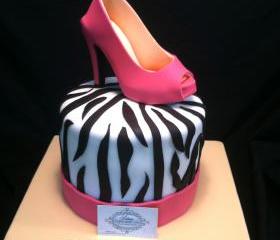Fondant Shoe Pink Suede Stiletto Cake Topper ,100% Edible, Inspired Shoe Designer Manolo Blahnik, Perfect for any Shoe lover