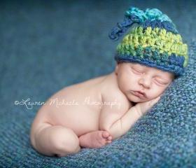Crochet baby boy top knot chunky beanie hat photo prop in blue, aqua, green - newborn size