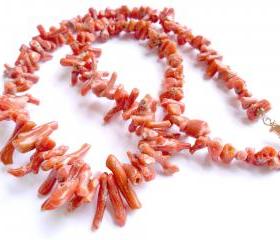 Vintage Undyed Branch Coral Necklace