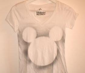 White maxi t shirt grey Mikey Mouse shadow halo