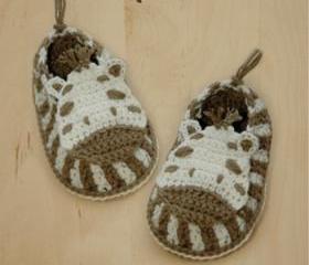 Zebra Baby Booties Crochet PATTERN, SYMBOL DIAGRAM (pdf)