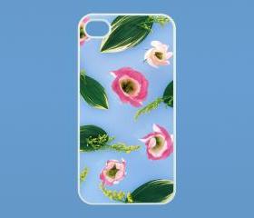 Flower- iphone 4 case,iphone 4s case,personalized iphone case in black or white,plastic or silicone