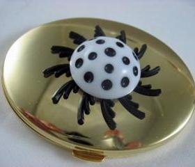 Compact Mirror Retro