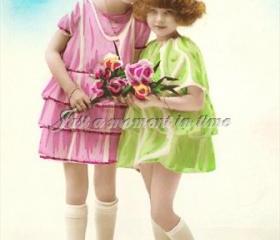 1049 Digital Scan French postcard Sweet sisters Ideal birthday card image 300 dpi