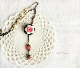 Black Romance, glass flowers necklace, winter fashion