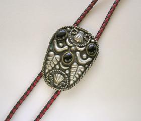 Vintage Mexican Alpaca and Onyx Bolo Tie