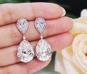 Wedding Jewelry Bridal Earrings Bridesmaid Earrings Cubic zirconia earrings with Clear White Swarovski Crystal Tear drops