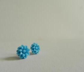 Sky Blue Daisy Cabachon Earrings