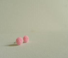 Light Pink Mum Cabachon Earrings