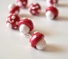 Red and white mushrooms in polymer clay, 10 handmade pendants 