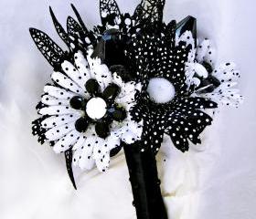 Black and White Wedding Mod Bridal Bouquet Retro Flowers