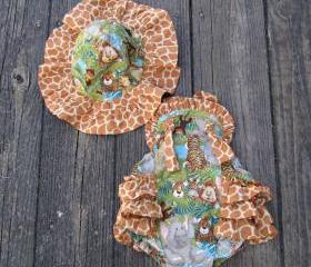 Baby girls ruffled back romper Size 3 to 6 month