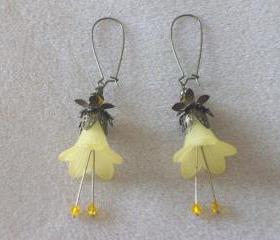 Earrings Yellow Trumpet Flowers with Bronze Findings