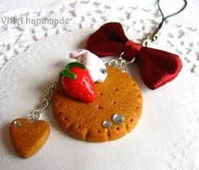 Kawaii cute gingerbread cookie strawberry whipped cream bowknot cell phone strap charm