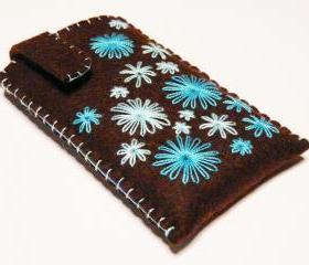Felt iPhone case Wool iPhone sleeve Flowers iPhone cover Brown and turquoise