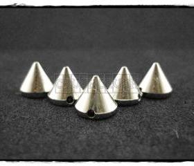 100pcs 6mm Silver Acrylic Cone Spikes Beads Charms Pendants Decoration X86