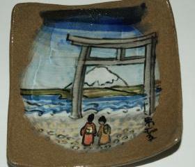Japanese Arch Plate