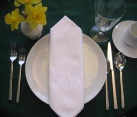 Personalized Napkins - Monogrammed dinner napkins set of 12