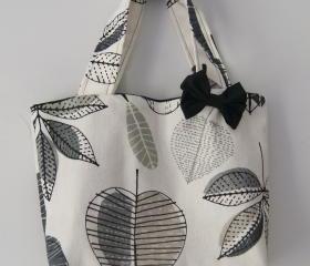 Mini tote bag