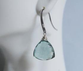  Gorgeous Sage Green Quartz Dangle Gemstone Earrings