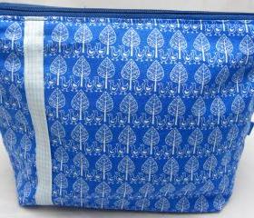 Make Up Bag - White Birds And Leaves on Navy Blue
