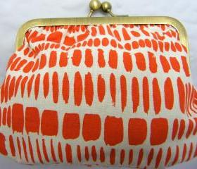 6" Fabby Purse - Orange Print on White 