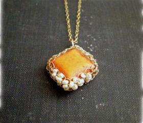 SALE 30% OFF - Gold crochet necklace - Orange