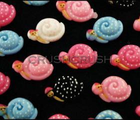  50pcs Resin Snail Shell Slugs Flat back Cabochons Animals F614