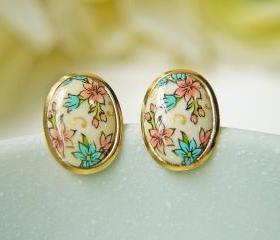 Vintage Floral Glass Cabochon Post Earrings. Gold Frame. Simple. Elegant