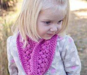 Inifinity Scarf Crochet Pattern for Women and Girls