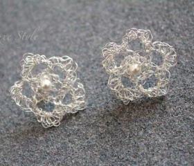 Stud Earrings Silver Post Organic Shape Flower earrings Pearl White Contemporary Jewelry Luxe