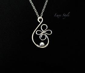 Sterling Silver Pendant with Swarovski Pearl Unique Classic Design Including 18' sterling silver chain