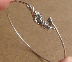 Mermaid Bangle Bracelet, Simple Everyday Jewelry, Elegant gift, Bridesmaid Gift, Bridal Wedding Jewelry