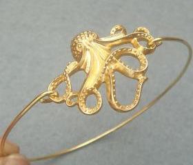 Golden Octopus Bangle Bracelet