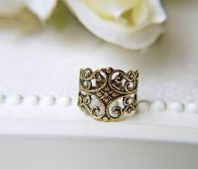 Victorian Style Antique Gold Filigree Ring. Natural Brass. Nikel And Lead Free. For Sensitive Skin