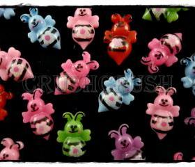 50pcs Cute Little Bee Flat Back Cabochons F575