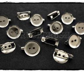  50pcs Silver Plated Blank Round with Pin back .-- C65