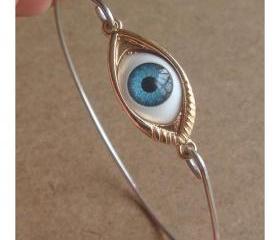 Golden Evil Eye Bangle Bracelet, Simple Everyday Jewelry, Elegant gift, Bridesmaid Gift, Bridal Wedding Jewelry