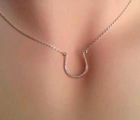 Horseshoe Necklace in Sterling Silver