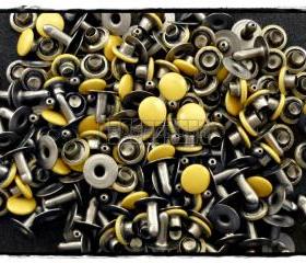  100pcs 7mm Yellow Round Rivets Rapid Stud RV2227