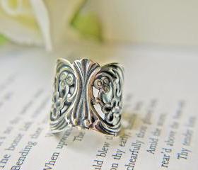 Baroque Antique Silver Filigree Ring. Dramatic And Bold Statement Ring