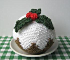 Christmas pudding knitting pattern, toy food or festive decoration, with holly topper, fast free shipping