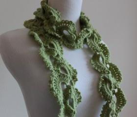 Queen Anne's Lace Sage Green Seashell Scarf