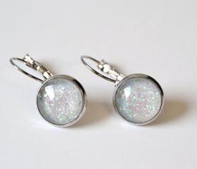 Sparkling white small earrings - pastel shades, round glass cabochon and glitters