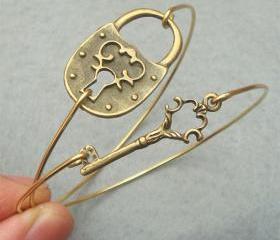 Key and Lock Bangle 2 Bracelet Set
