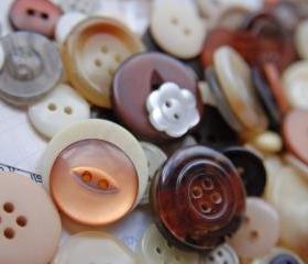 100g of Pure Indulgent Chocolatey Coloured Mixed Buttons.