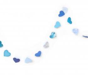 Blue garland in paper hearts