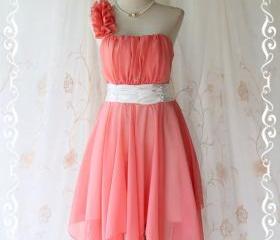 Juliet's Party - Peachy Cocktail Dress One Shoulder Strap Pleated Top Asymmetric Sharp Hem Prom Party Wedding Bridesmaid M-L