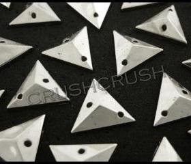  150pcs 12mm Silver Acrylic Faceted Triangle Beads Sewing on Studs Nailheads F621