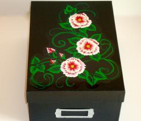 Keepsake/ Photo/ CD/ DVD/ Memory Box With Red Flowers